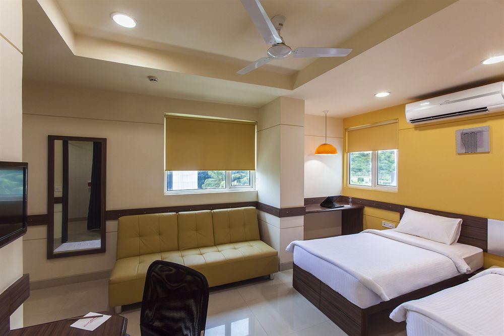 Chennai Hotel Exterior photo