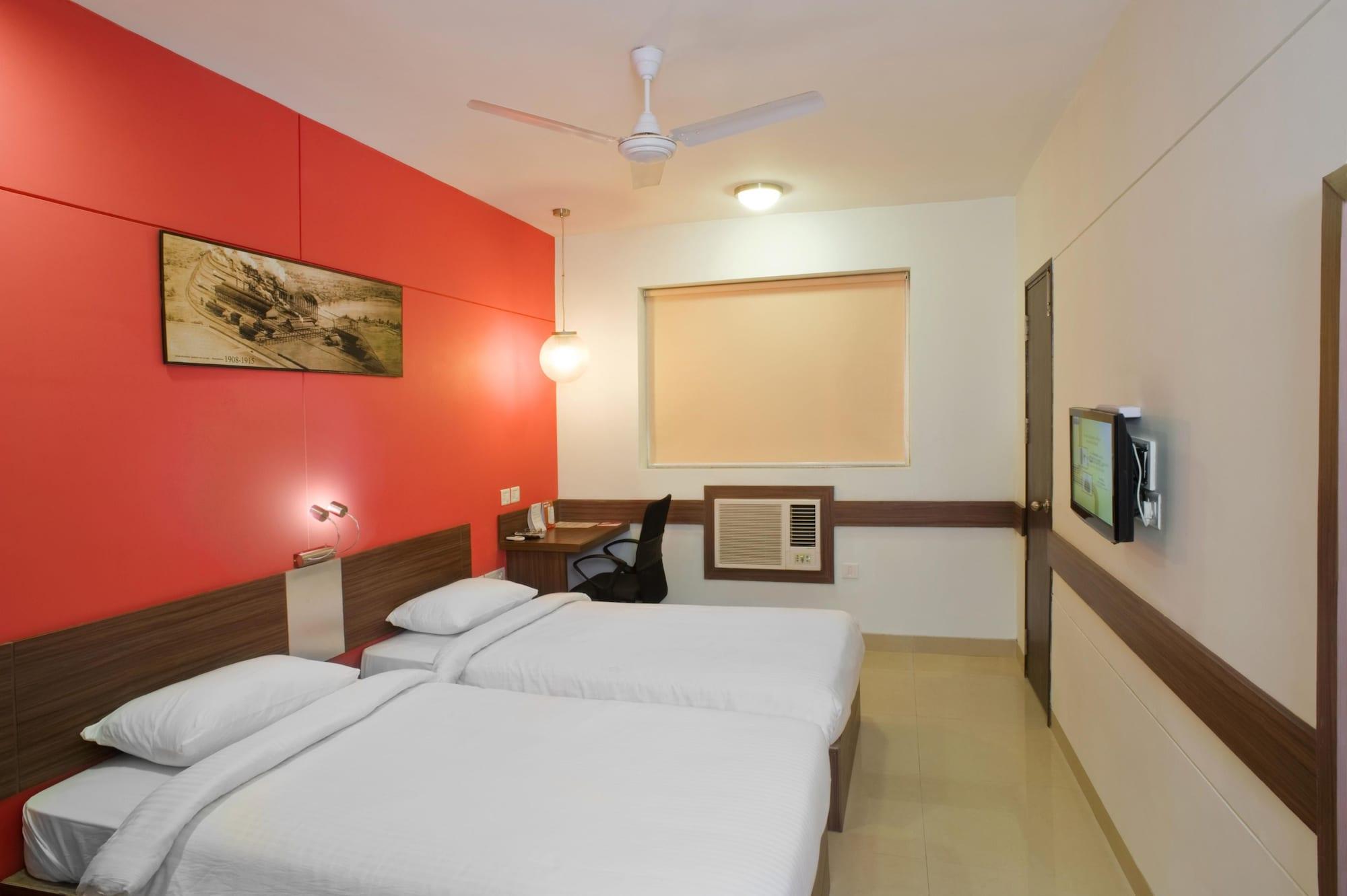 Chennai Hotel Exterior photo