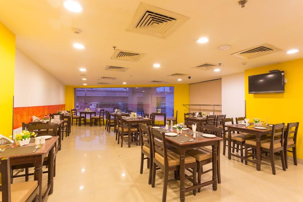 Chennai Hotel Exterior photo