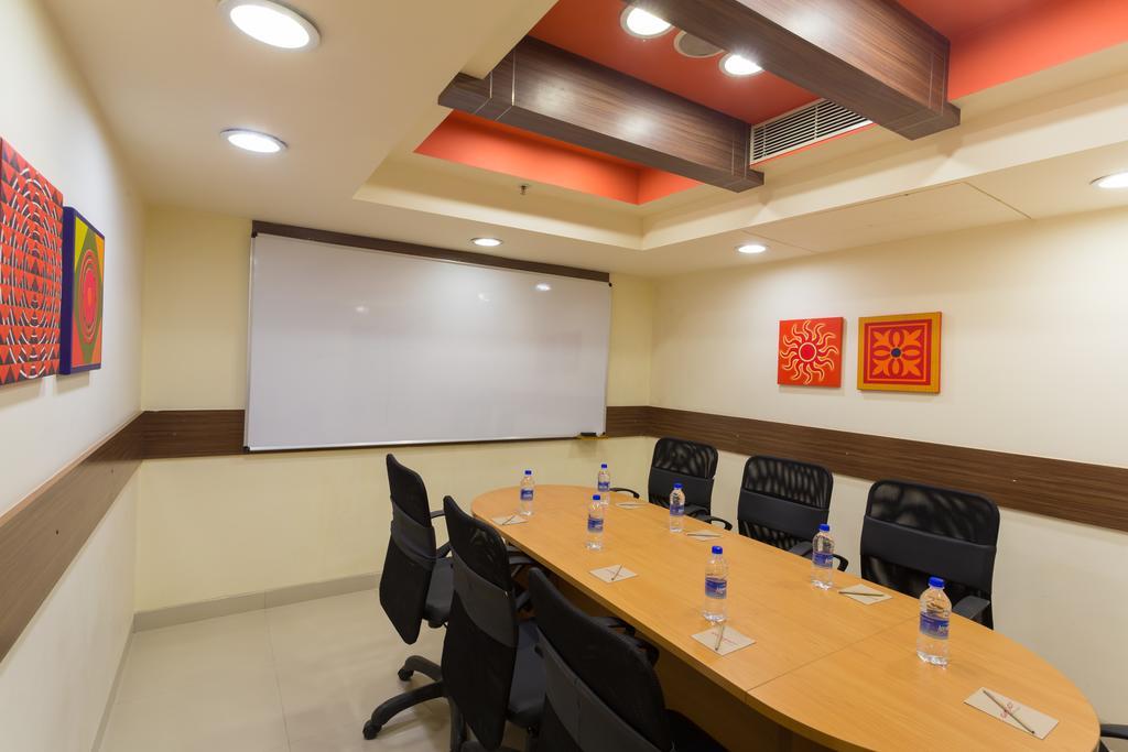 Chennai Hotel Exterior photo