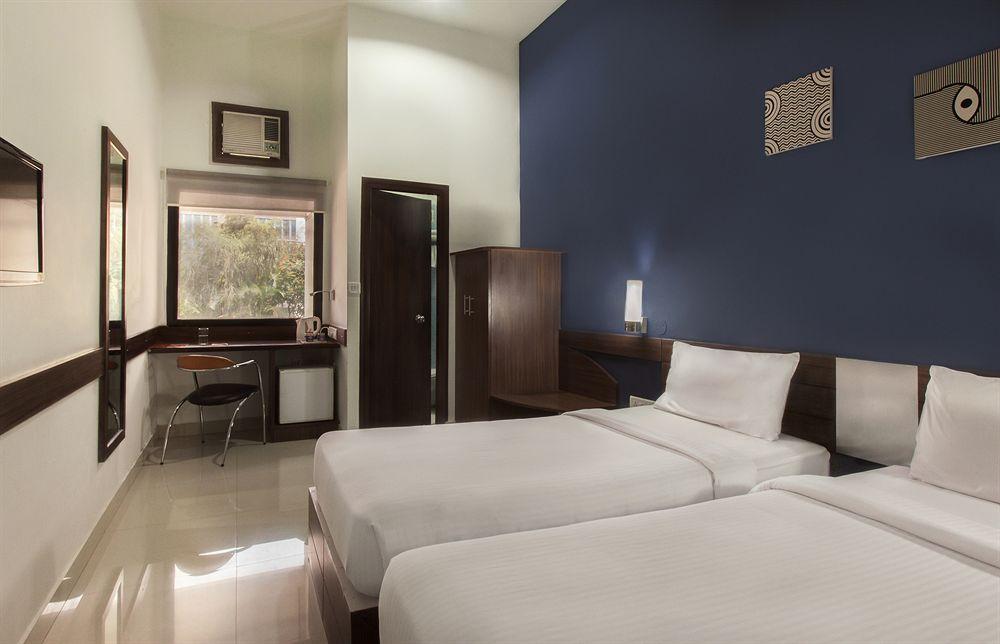 Chennai Hotel Exterior photo